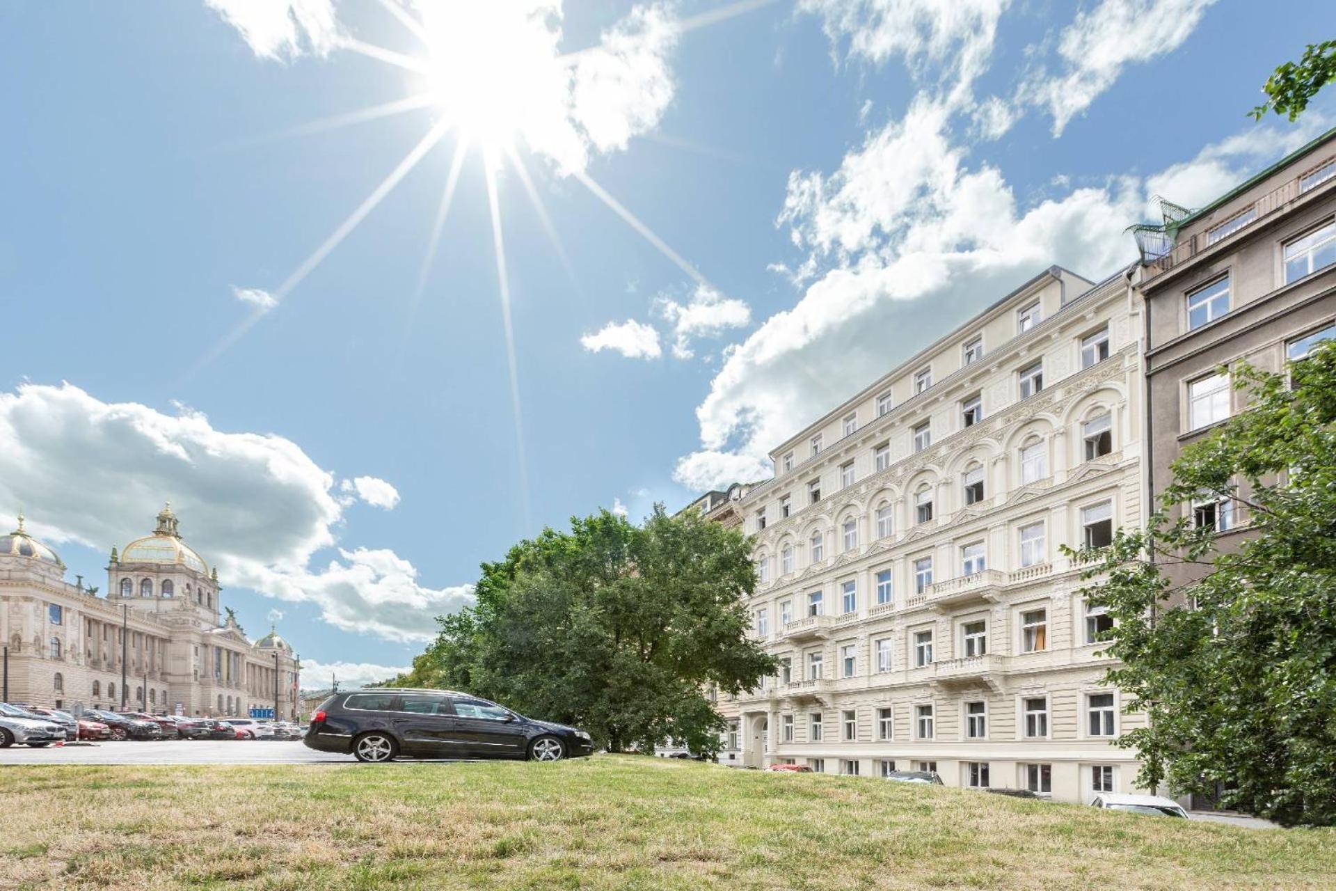 Turnkey I Wenceslas Square Apartments Prague Exterior photo