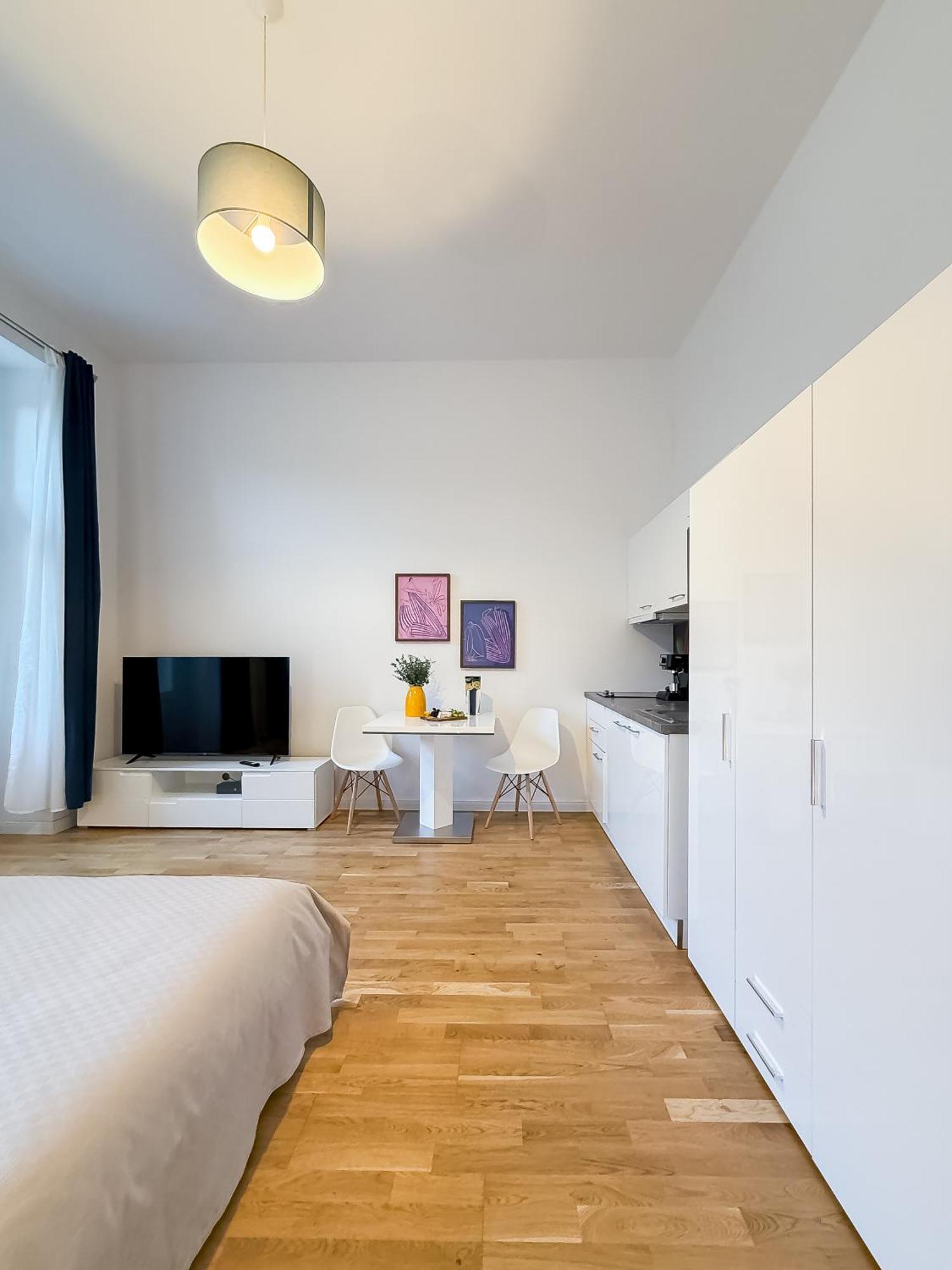 Turnkey I Wenceslas Square Apartments Prague Exterior photo