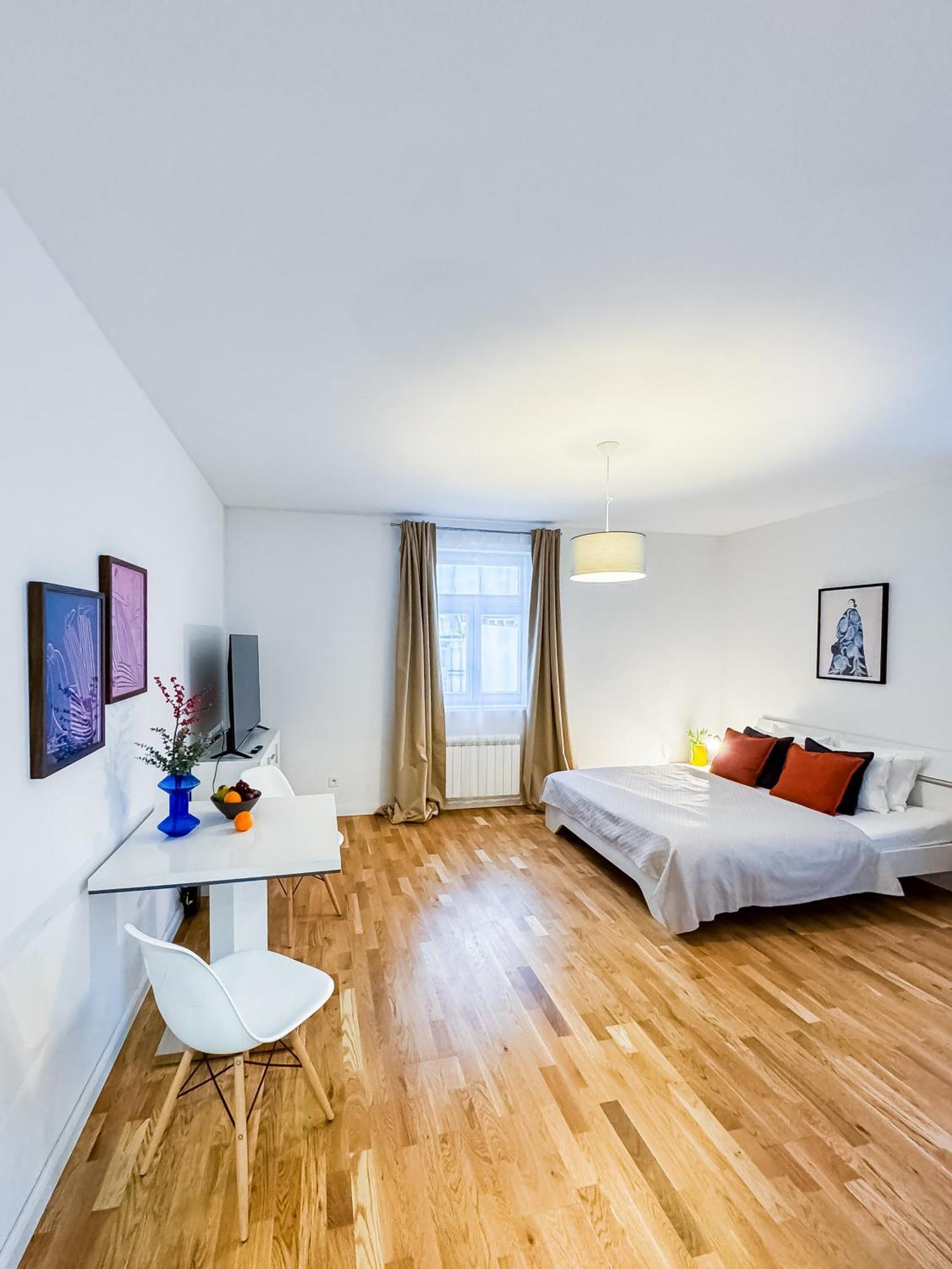 Turnkey I Wenceslas Square Apartments Prague Room photo