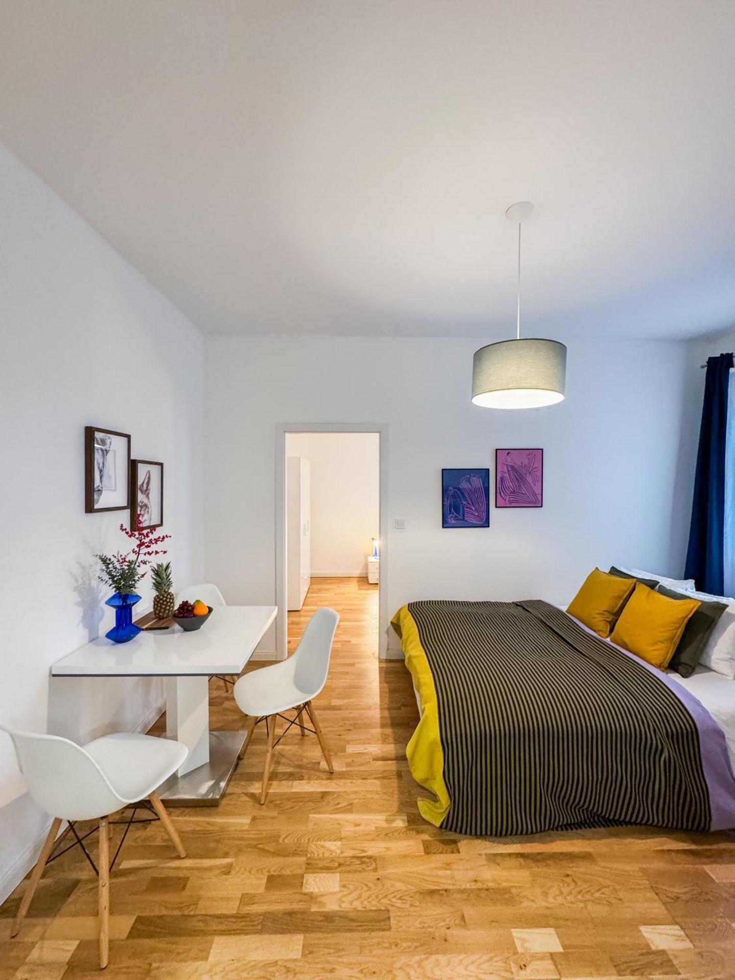 Turnkey I Wenceslas Square Apartments Prague Room photo